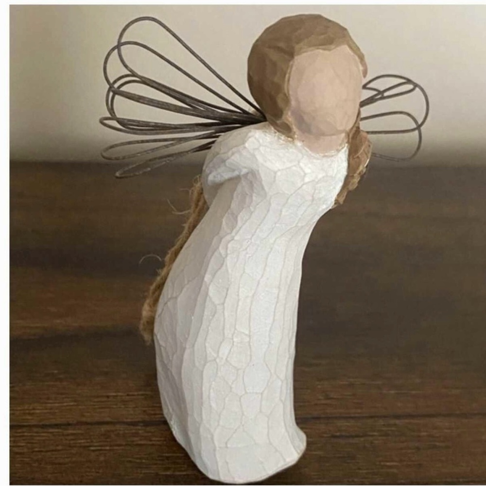 Willow Tree Angel Figurine - White and Brown “Thank you”